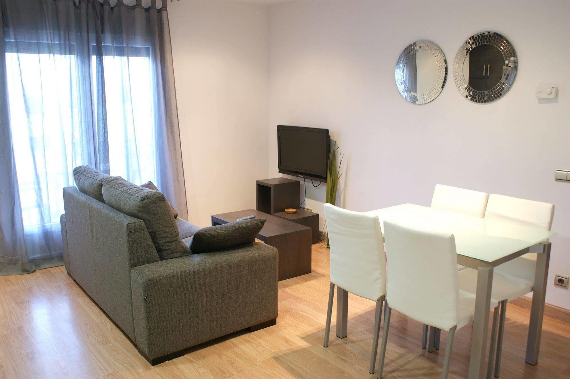 Apartamentos Puerta De Ordesa Laspuna Bagian luar foto